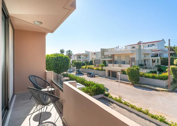 Golden Sun Luxury Apartment Adults Only